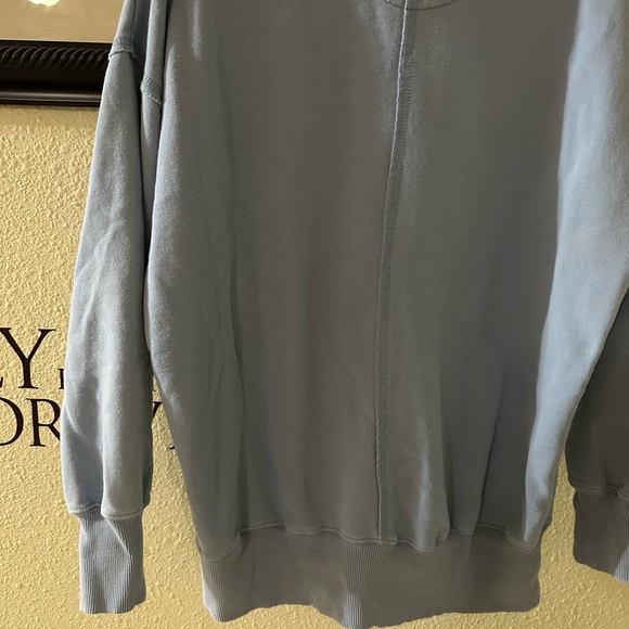 EUC HOST PICK AMERICAN EAGLE Sweatshirt - Picture 6 of 11